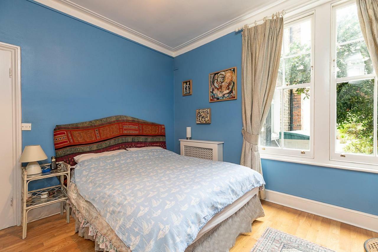 런던 Joivy Splendid Flat With Garden Near Battersea Park 아파트 외부 사진