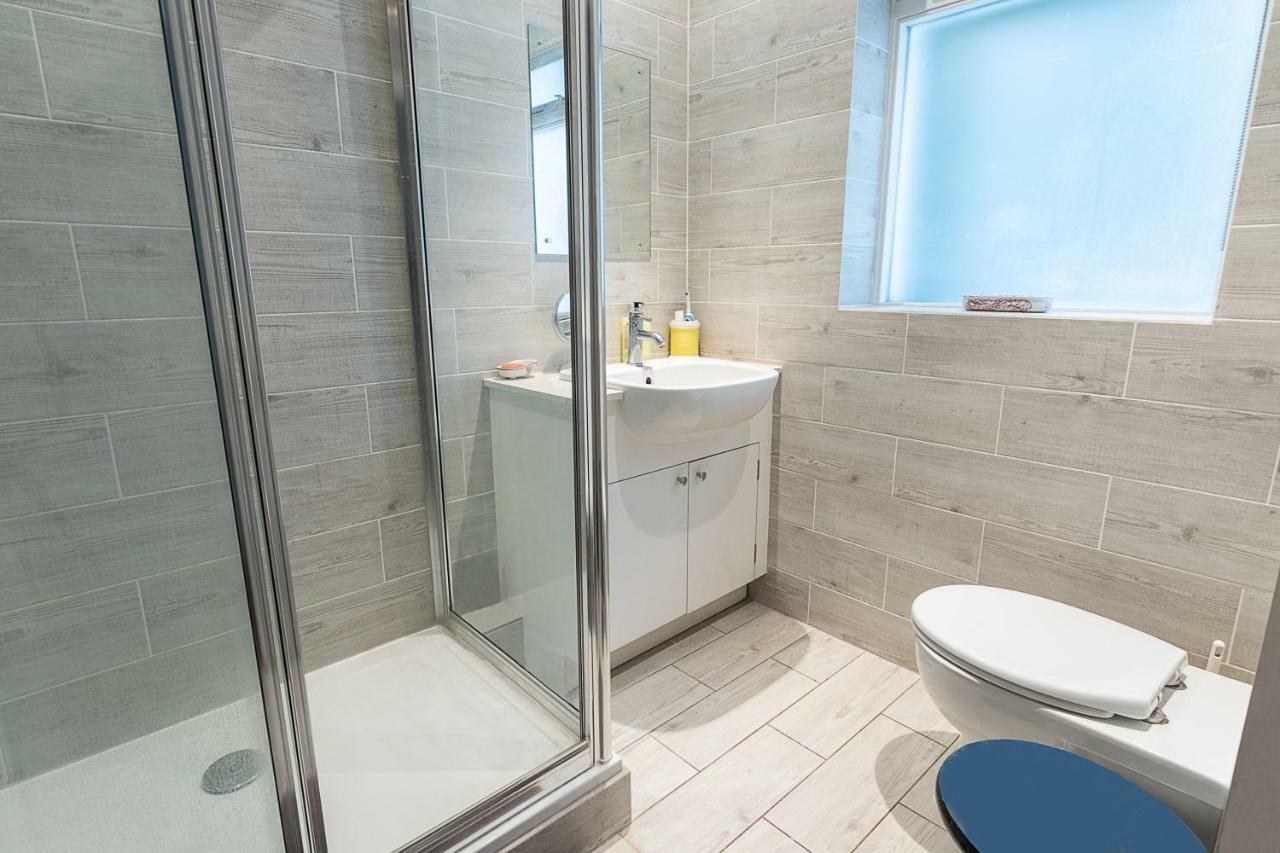런던 Joivy Splendid Flat With Garden Near Battersea Park 아파트 외부 사진